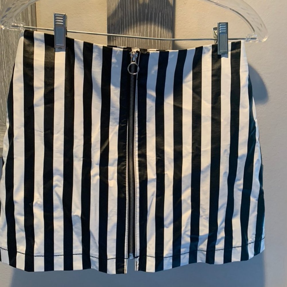Black and White Striped Pleather Zip Up Skirt